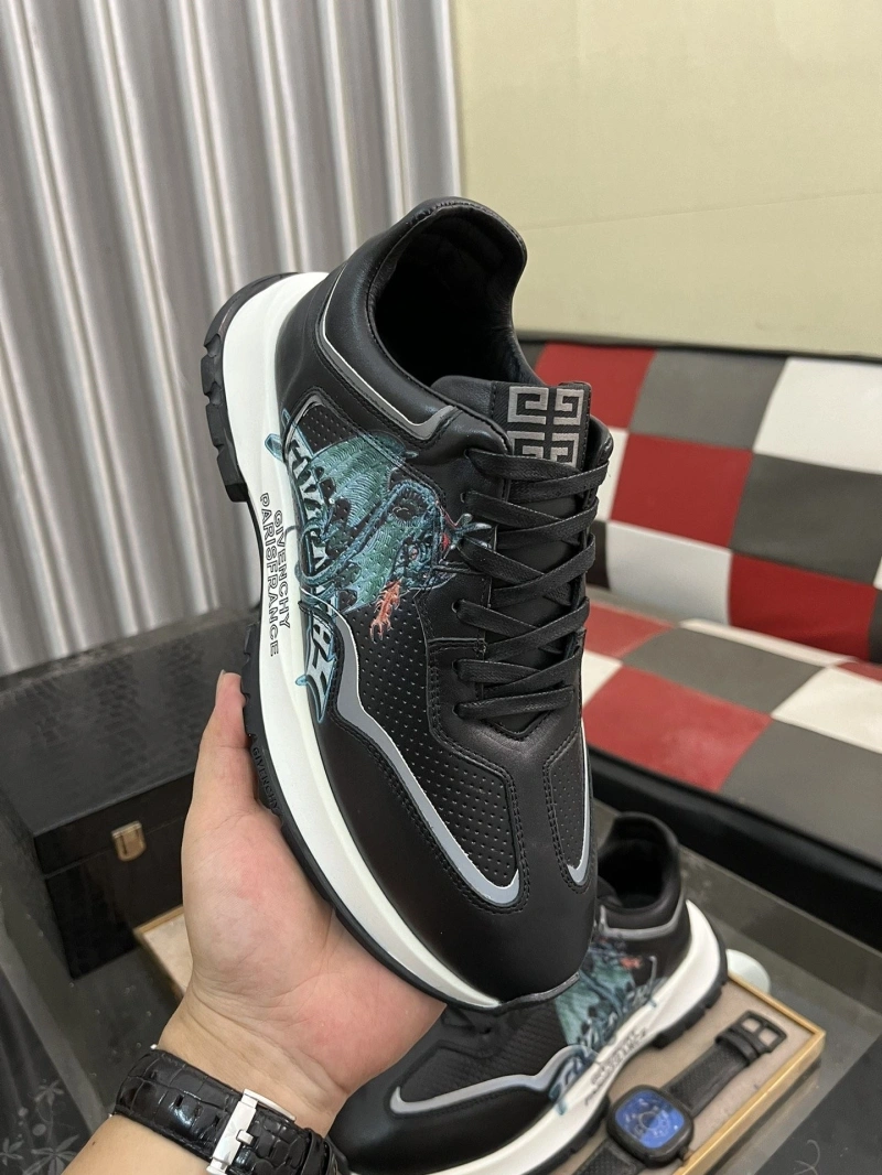 Gxvxnchy Sneakers SportInspired 153424