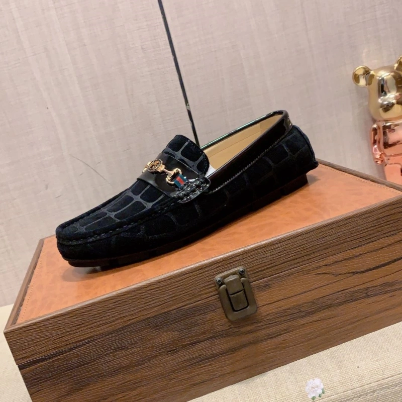 Elegant Gxccx Leather Shoes 160092