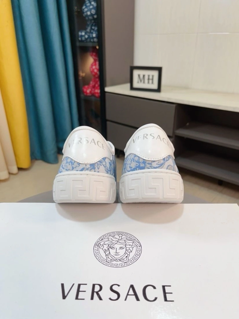 Gxvxnchy Sneakers AllSeason 153431
