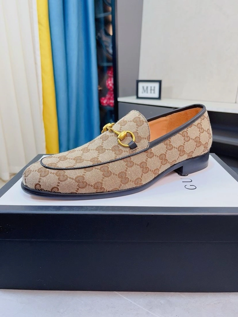Vibrant Gxccx Leather Shoes 160063