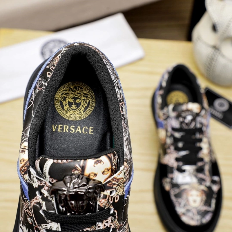StreetReady Gxvxnchy Sneakers 153432