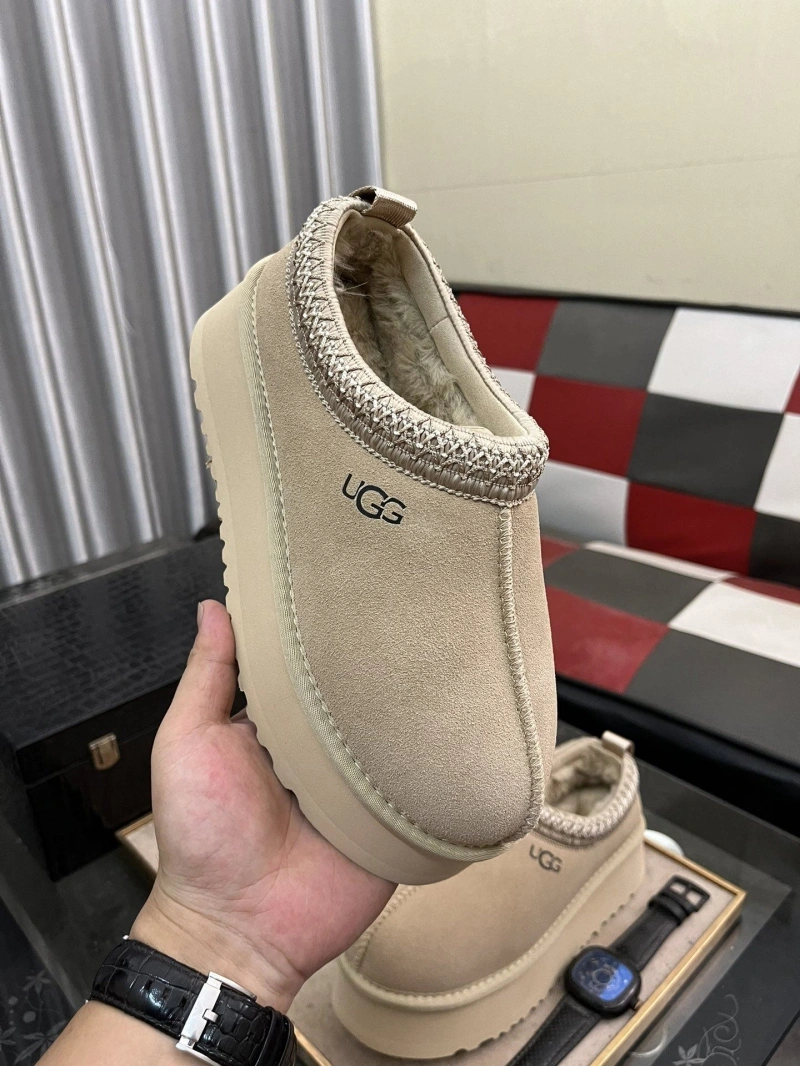 Efficient UGX Boots 228271