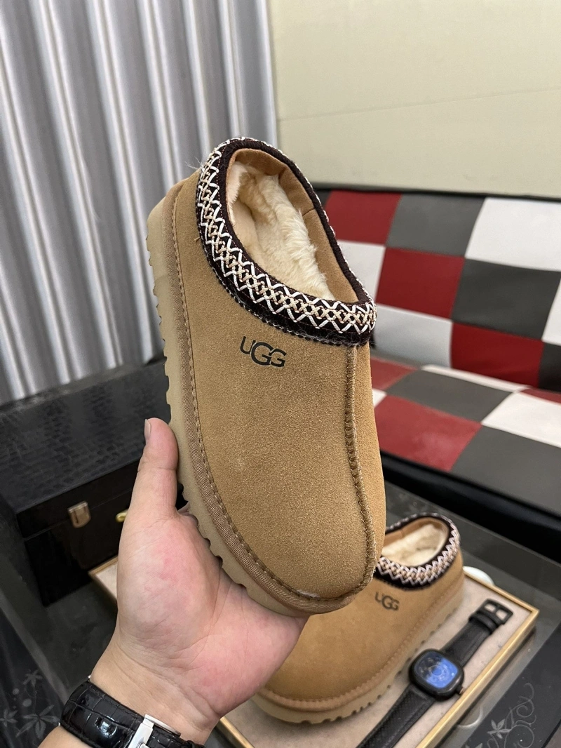 Modern UGX Boots 228260