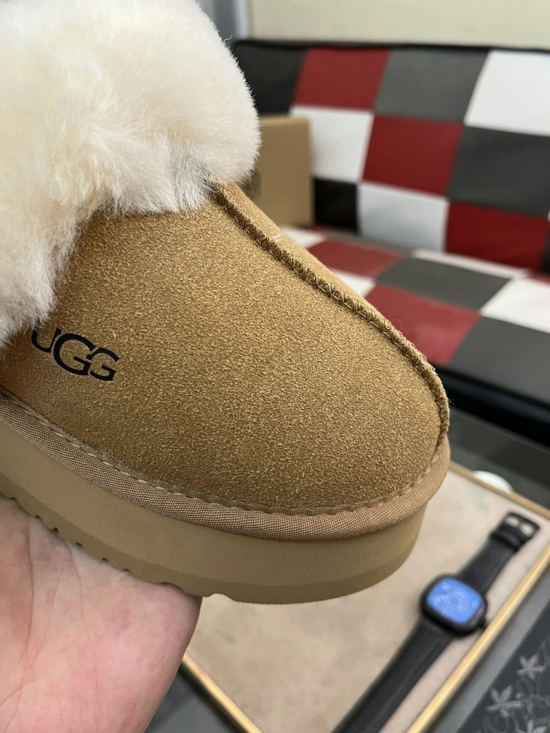 UGX Boots Bold 228258