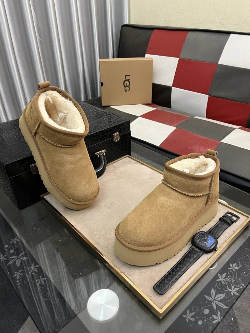 UGX Boots Bold 228253