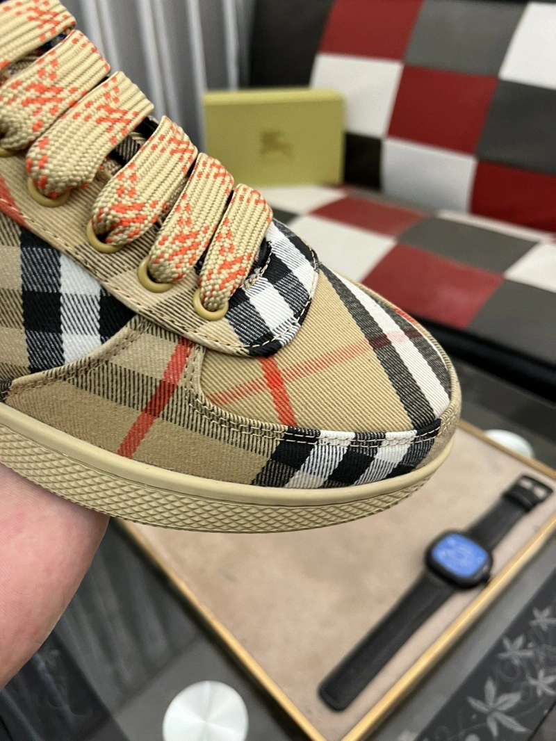 Practical Bxrbxrry Sneakers 115126