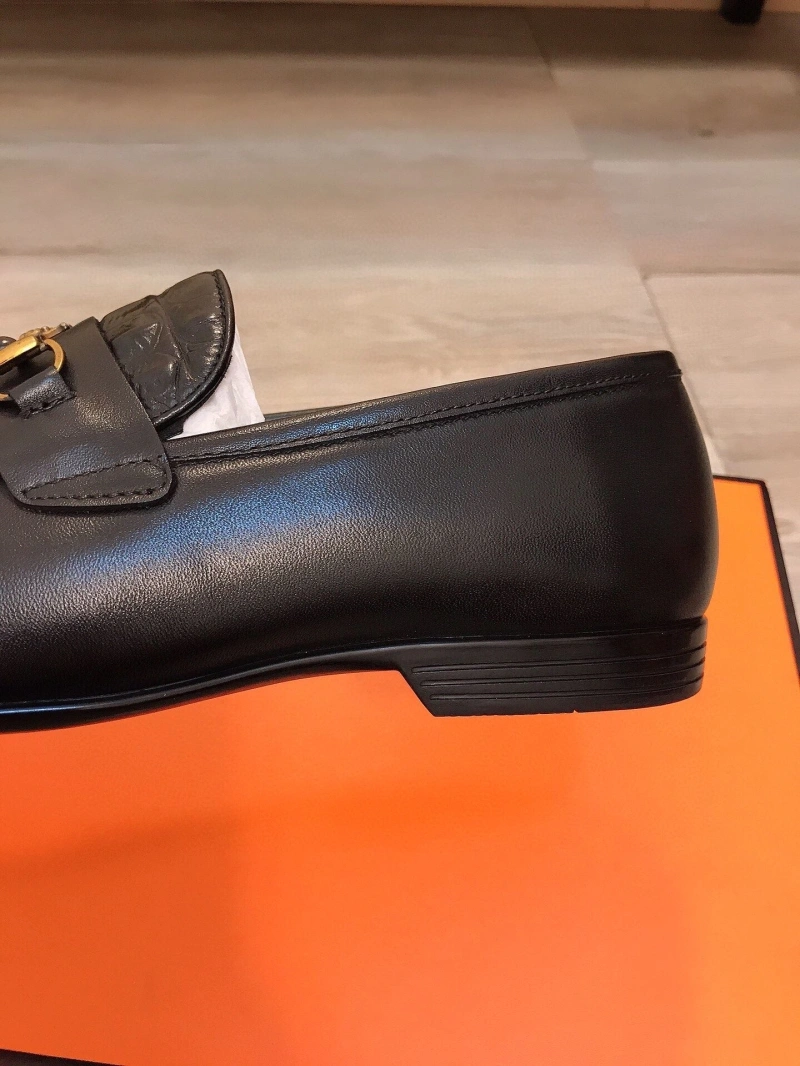 Flexible Gxccx Leather Shoes 160033
