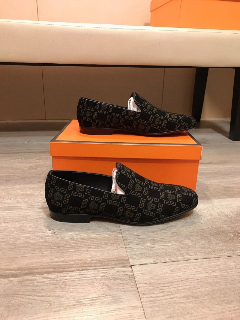 Cozy Gxvxnchy Leather Shoes 153586