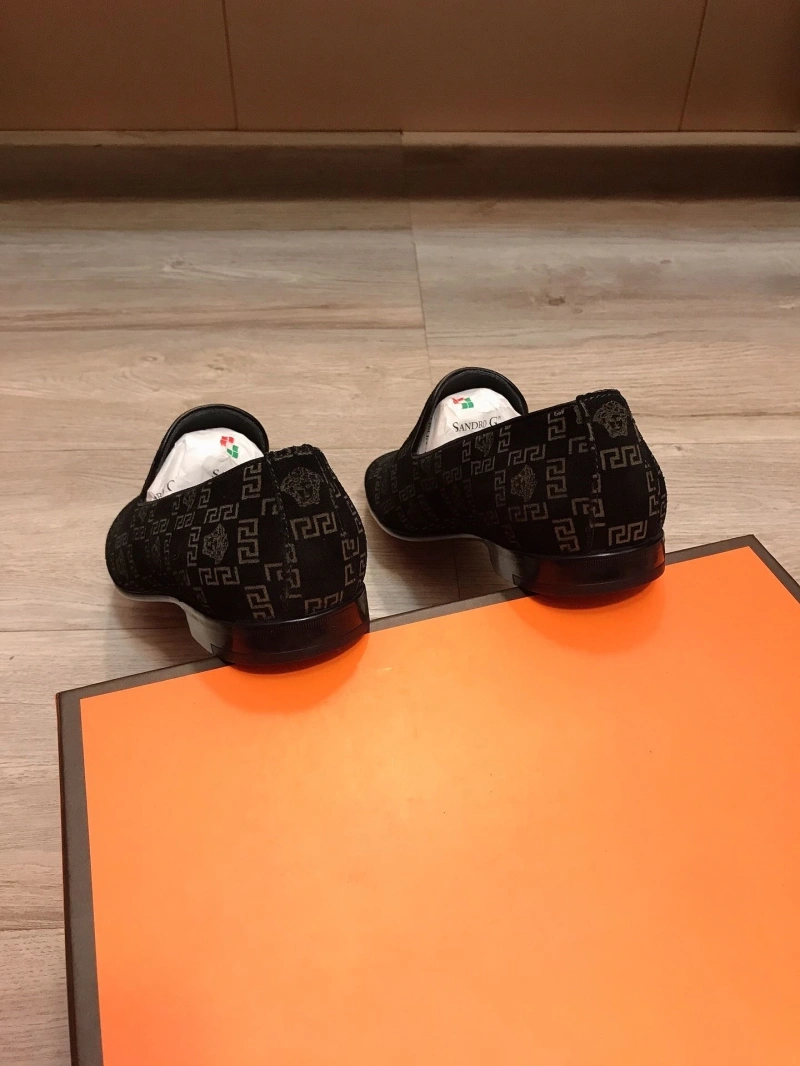 Cozy Gxvxnchy Leather Shoes 153586