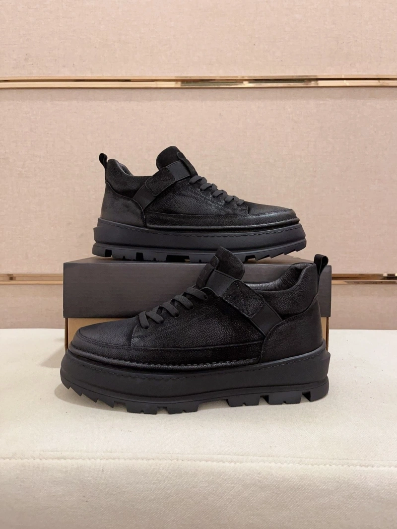 Lightweight UGX Casual Shoes 228161