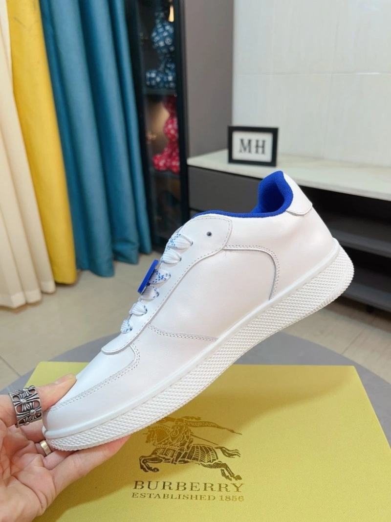 Comfortable Bxrbxrry Sneakers 115118