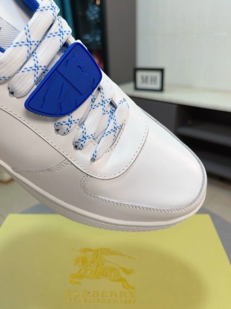 Comfortable Bxrbxrry Sneakers 115118