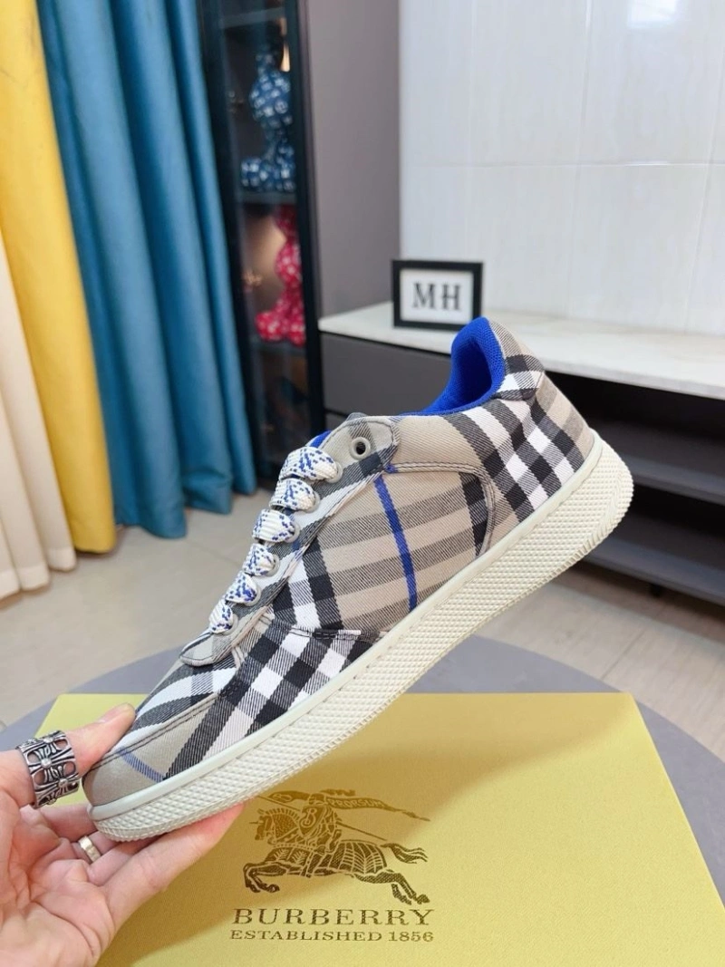ModernLook Bxrbxrry Sneakers 115110