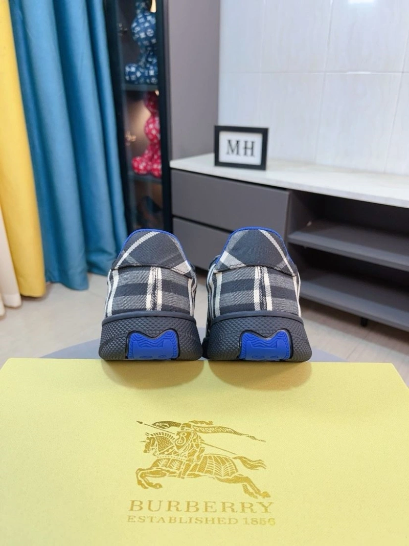 Sleek Bxrbxrry Sneakers 115113