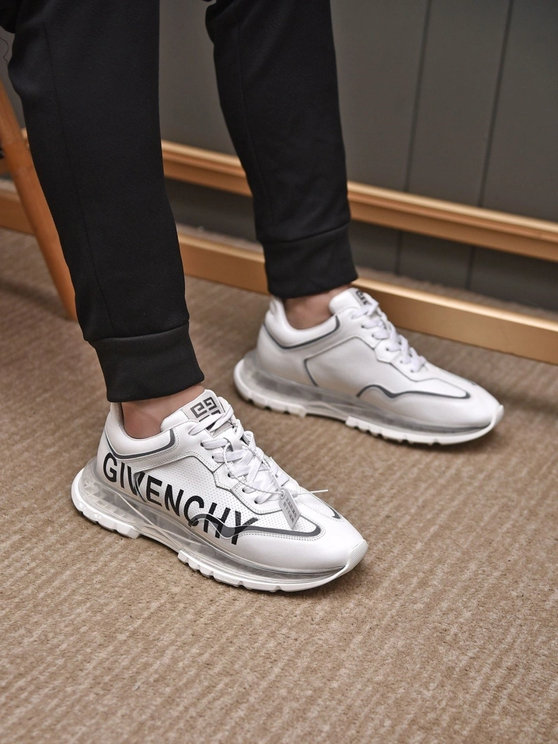 ModernLook Gxvxnchy Sneakers 153429