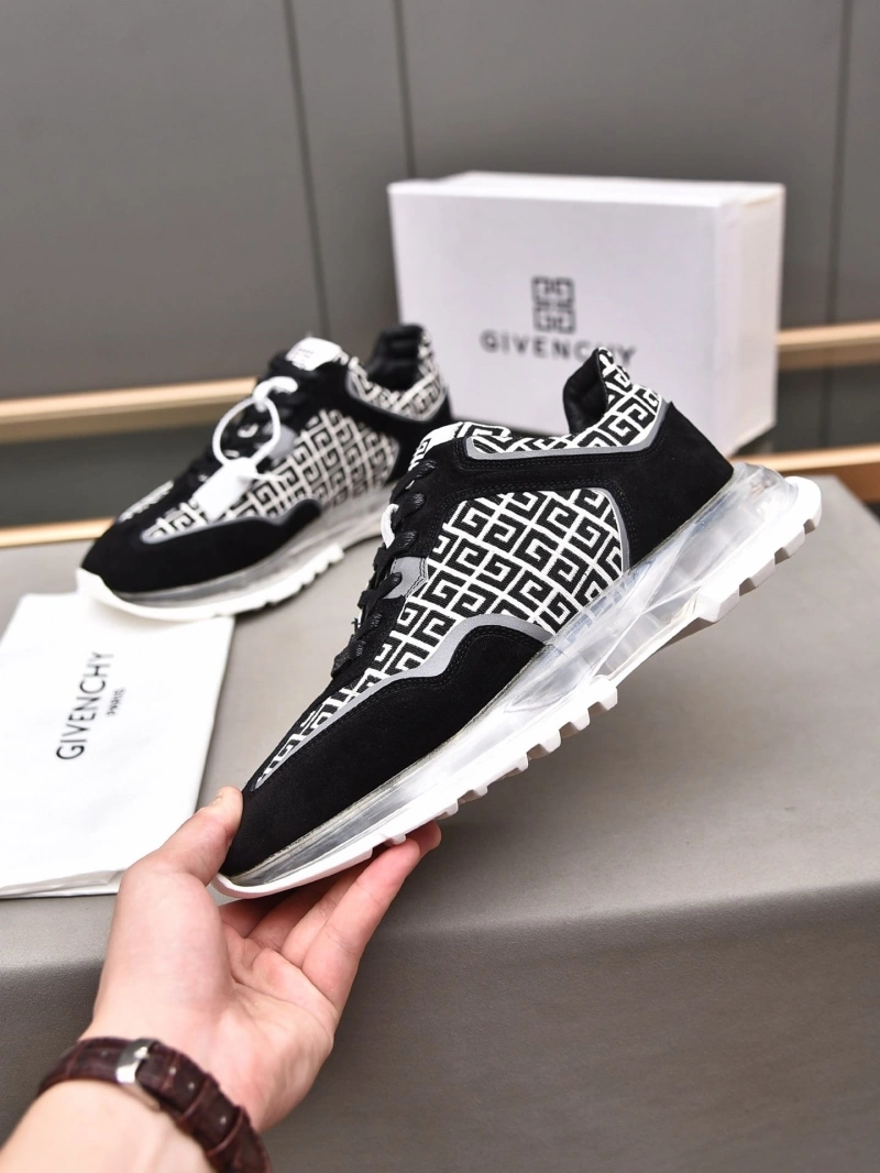 Gxvxnchy Sneakers Lightweight 153416