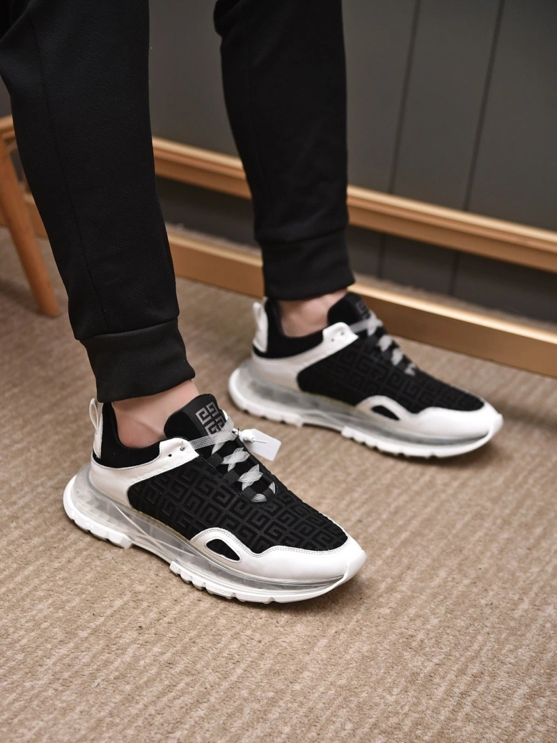 Gxvxnchy Sneakers Durable 153418