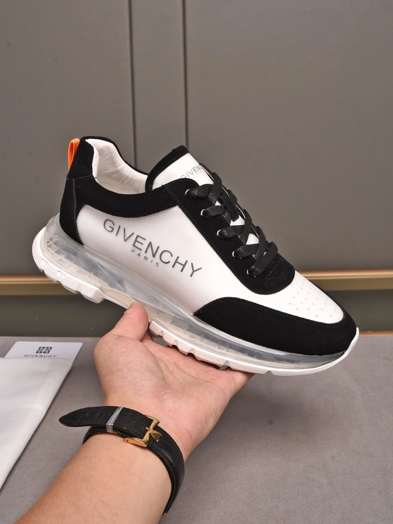 Stylish Gxvxnchy Sneakers 153417