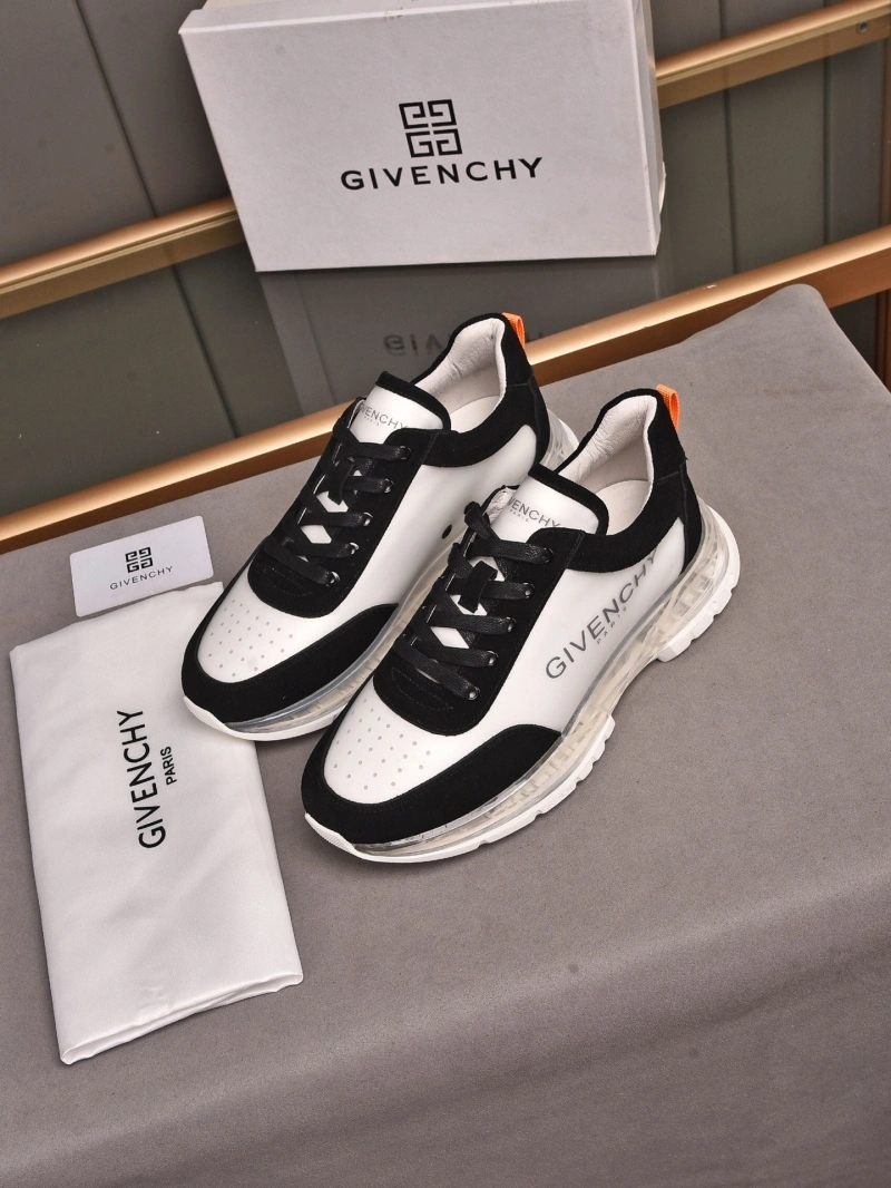 Stylish Gxvxnchy Sneakers 153417