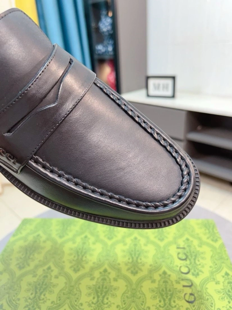 Stylish Gxccx Leather Shoes 160019
