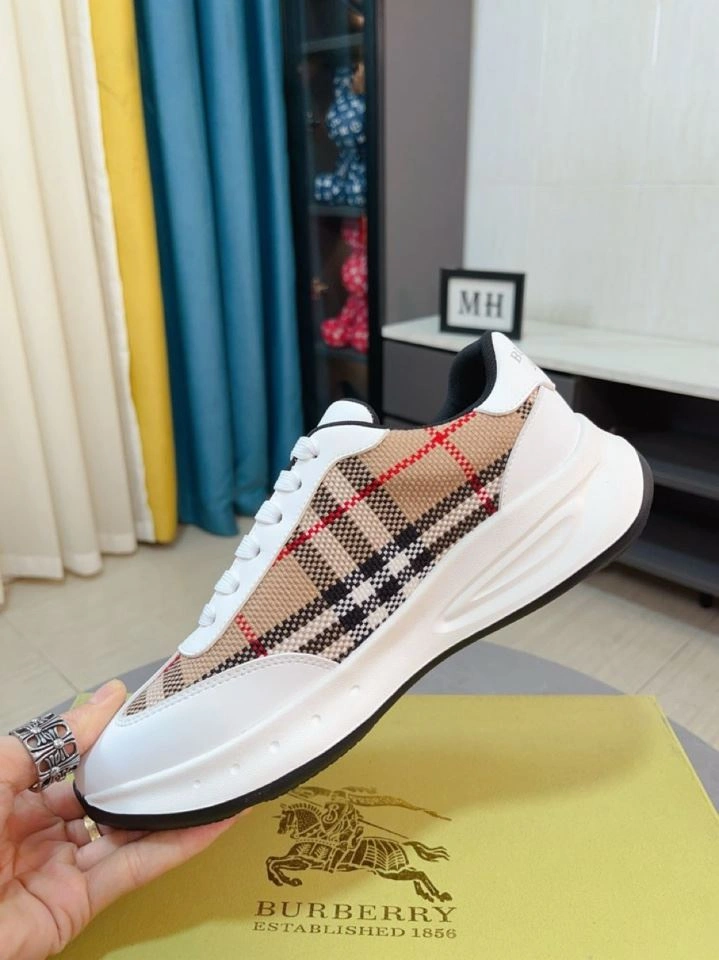 Trendy Bxrbxrry Sneakers 115112