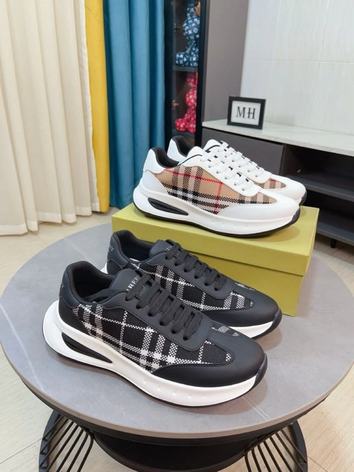 Elegant Bxrbxrry Sneakers 115107