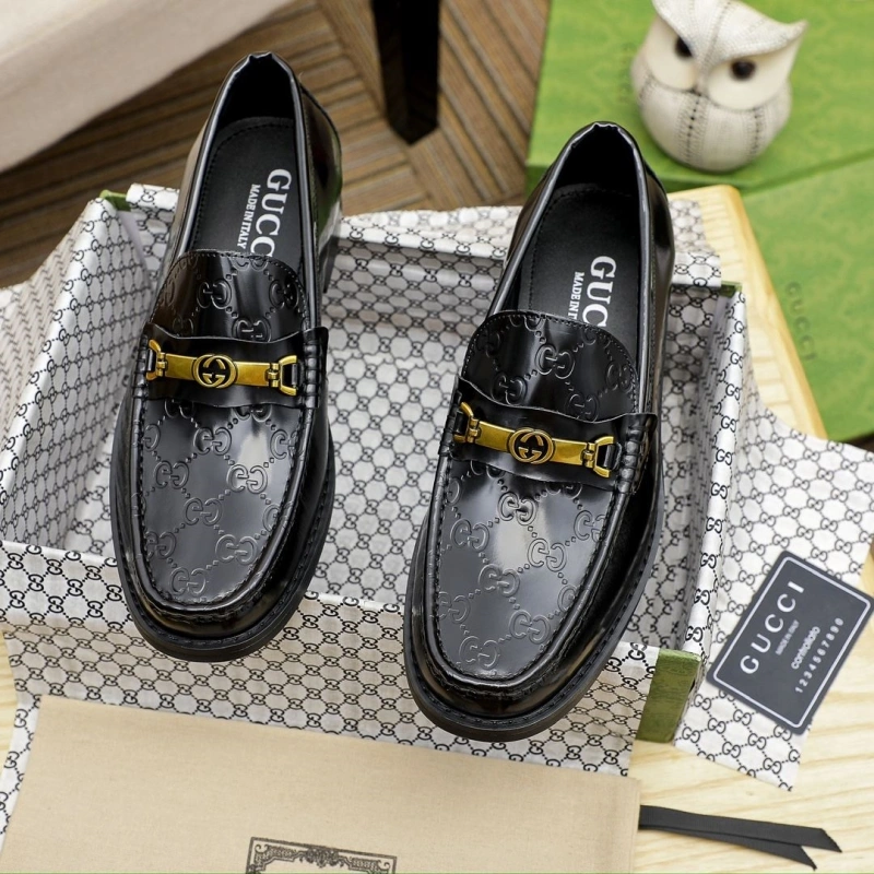 Stylish Gxccx Leather Shoes 159981
