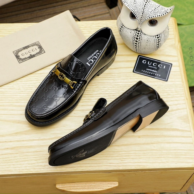 Stylish Gxccx Leather Shoes 159981