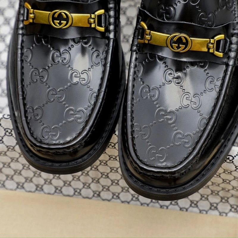 Stylish Gxccx Leather Shoes 159981