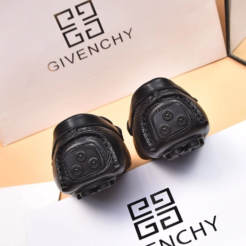 Reliable Gxvxnchy Leather Shoes 153570