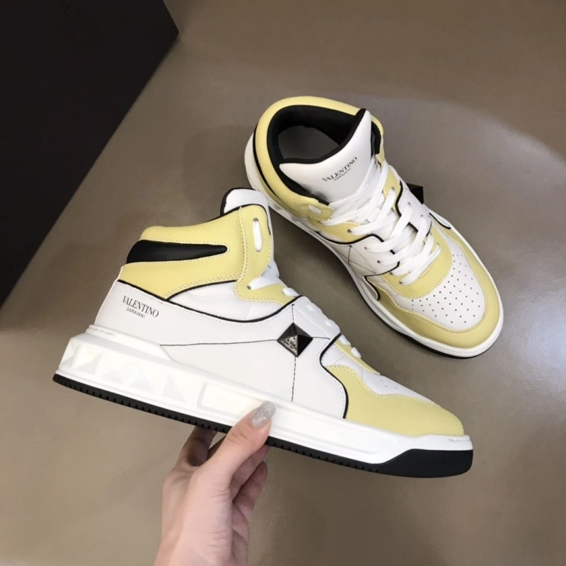 Timeless Vxlxntino Sneakers 231104