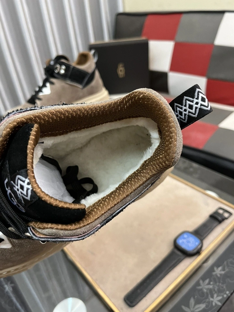 Durable UGX Casual Shoes 228125
