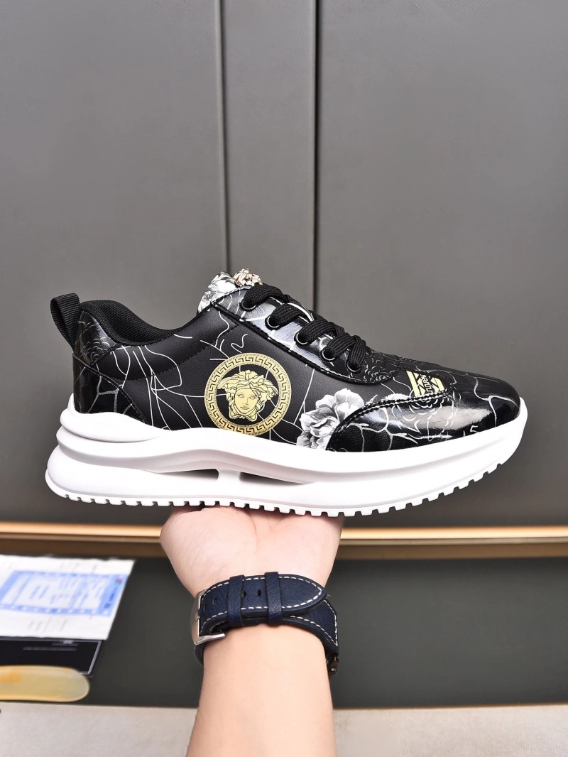 Practical Gxvxnchy Sneakers 153420
