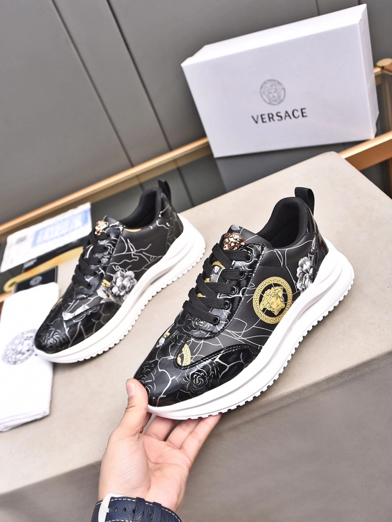 Practical Gxvxnchy Sneakers 153420