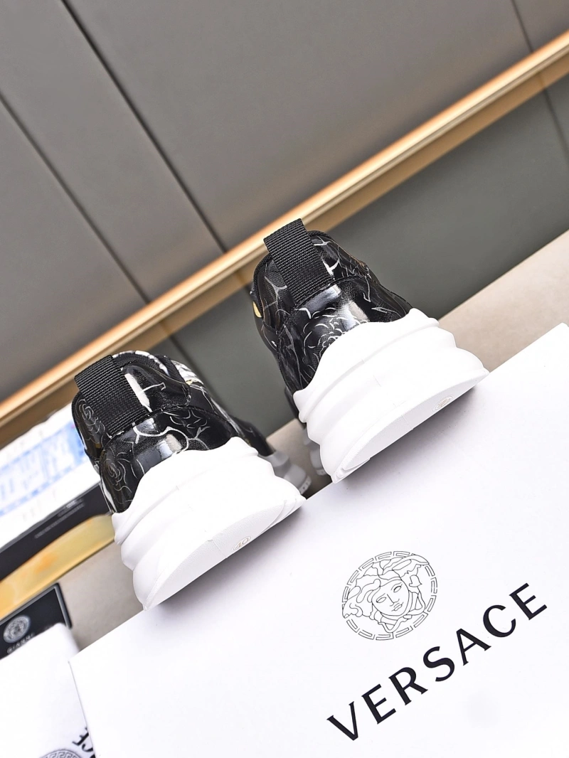 Practical Gxvxnchy Sneakers 153420