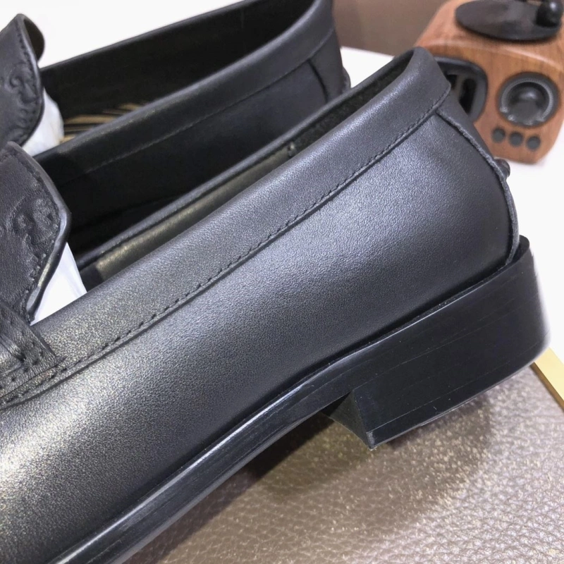 Lightweight Gxccx Leather Shoes 159933