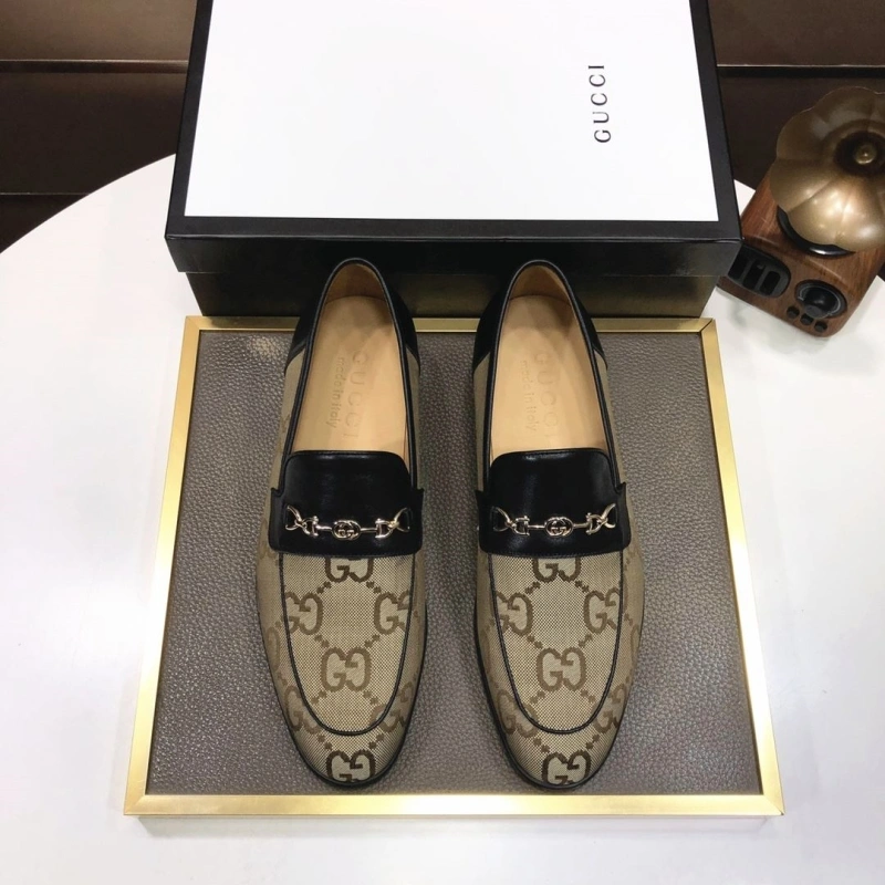 Gxccx Leather Shoes Compact 159917