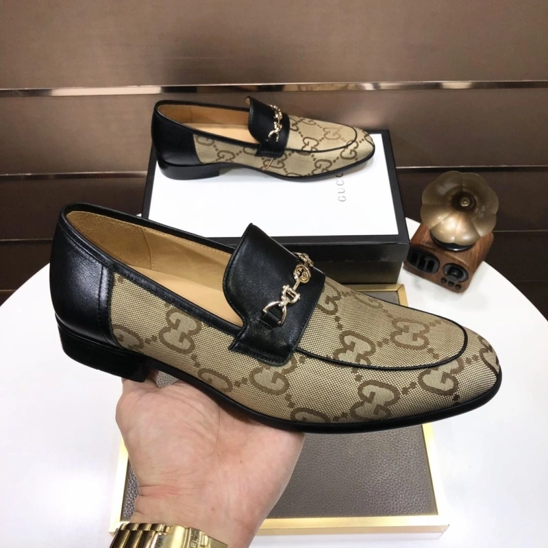 Gxccx Leather Shoes Compact 159917