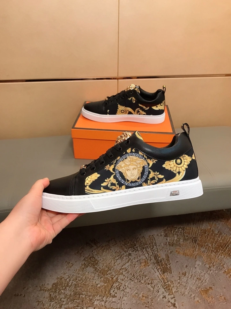 Gxvxnchy Sneakers Sophisticated 153412
