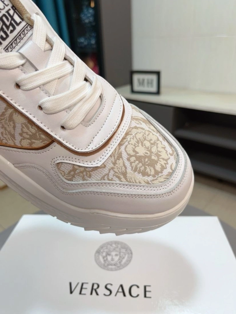 Sleek Gxvxnchy Sneakers 153411