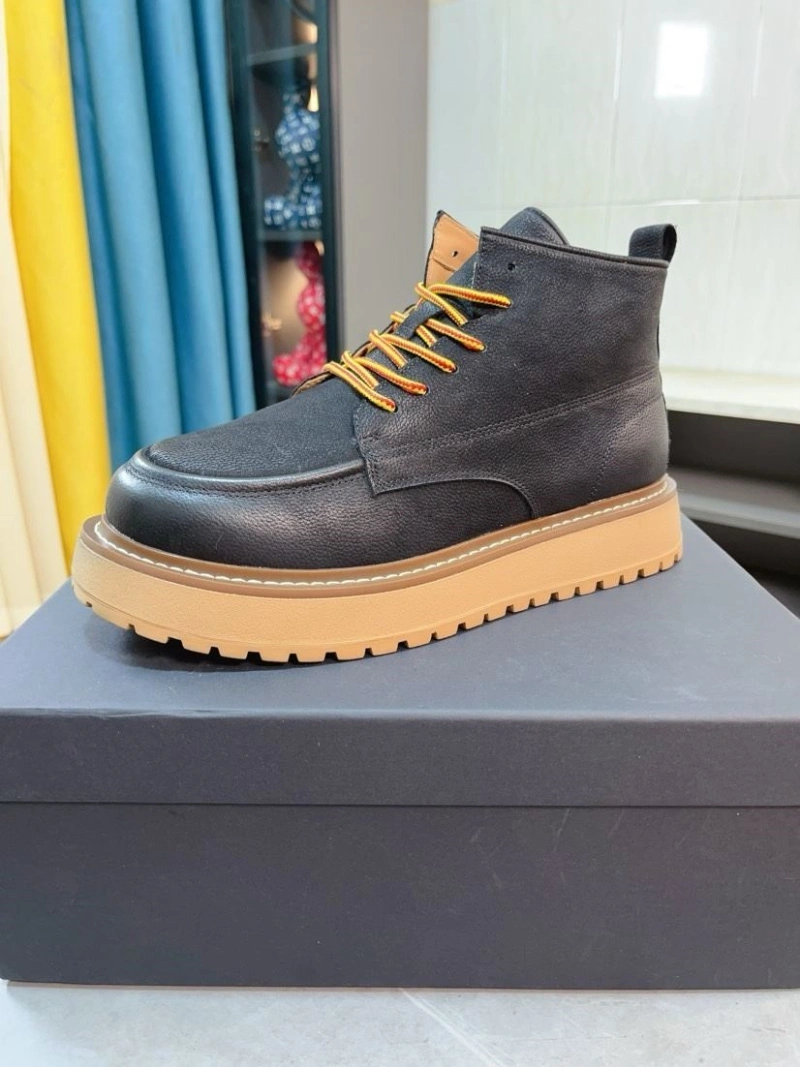 Reliable UGX Casual Shoes 228112
