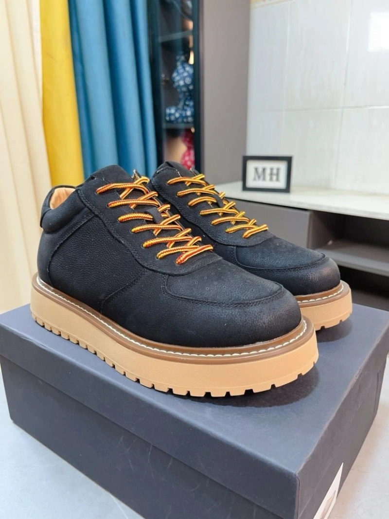 Affordable UGX Casual Shoes 228106