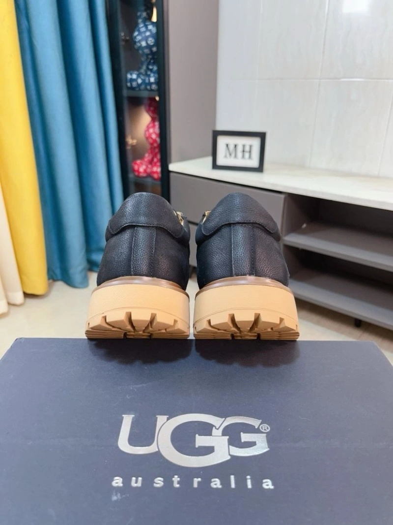 Affordable UGX Casual Shoes 228106
