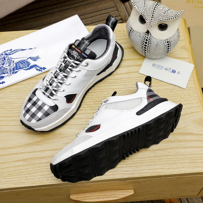 EyeCatching Bxrbxrry Sneakers 115109