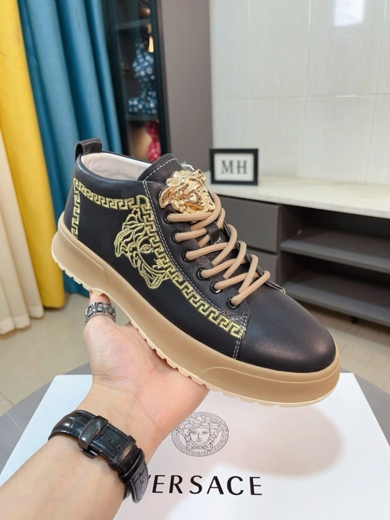 Gxvxnchy Sneakers EyeCatching 153408
