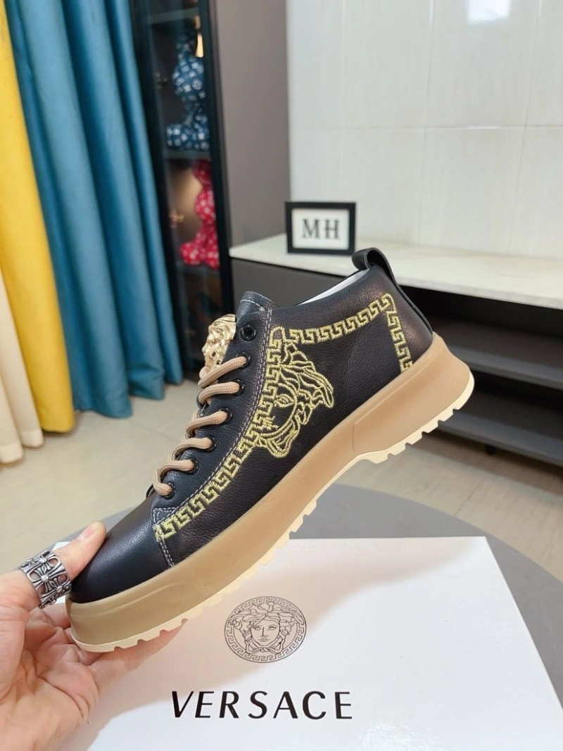 Gxvxnchy Sneakers EyeCatching 153408