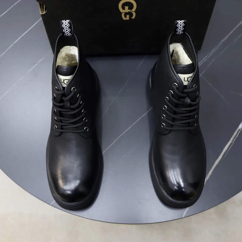 Fashionable UGX Casual Shoes 228097