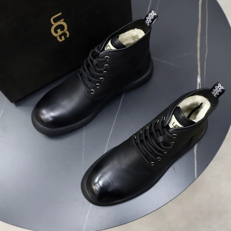 Fashionable UGX Casual Shoes 228097