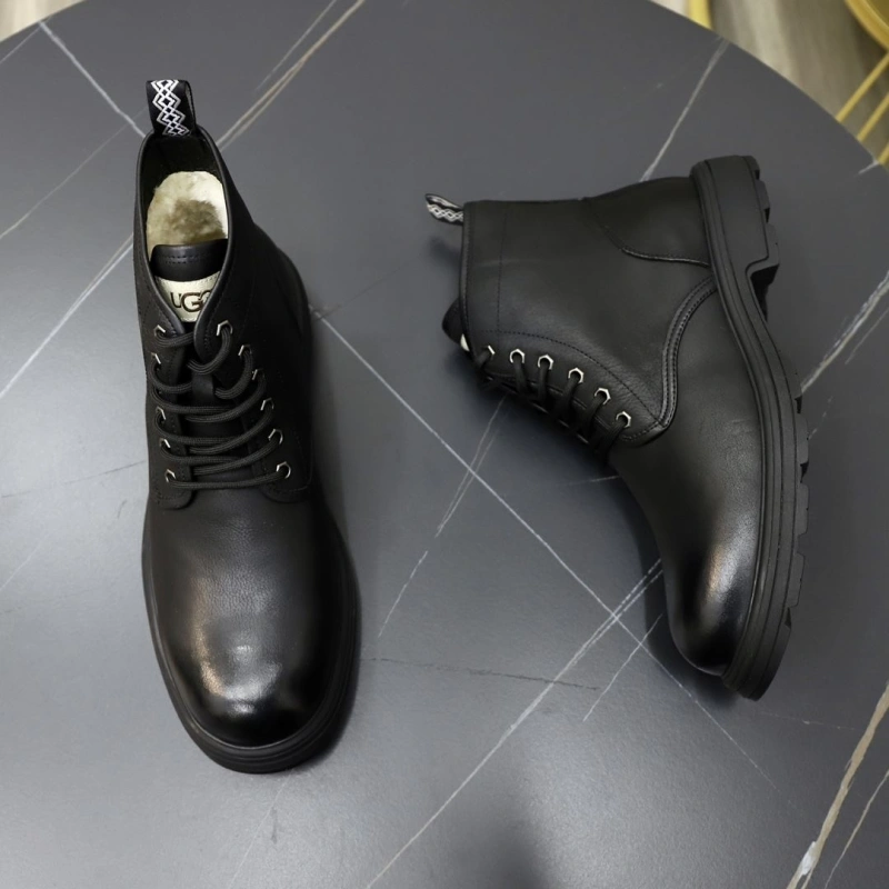 Fashionable UGX Casual Shoes 228097