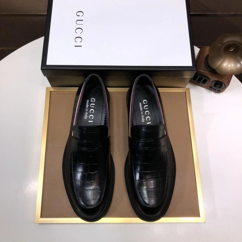 Gxccx Leather Shoes Bright 159785